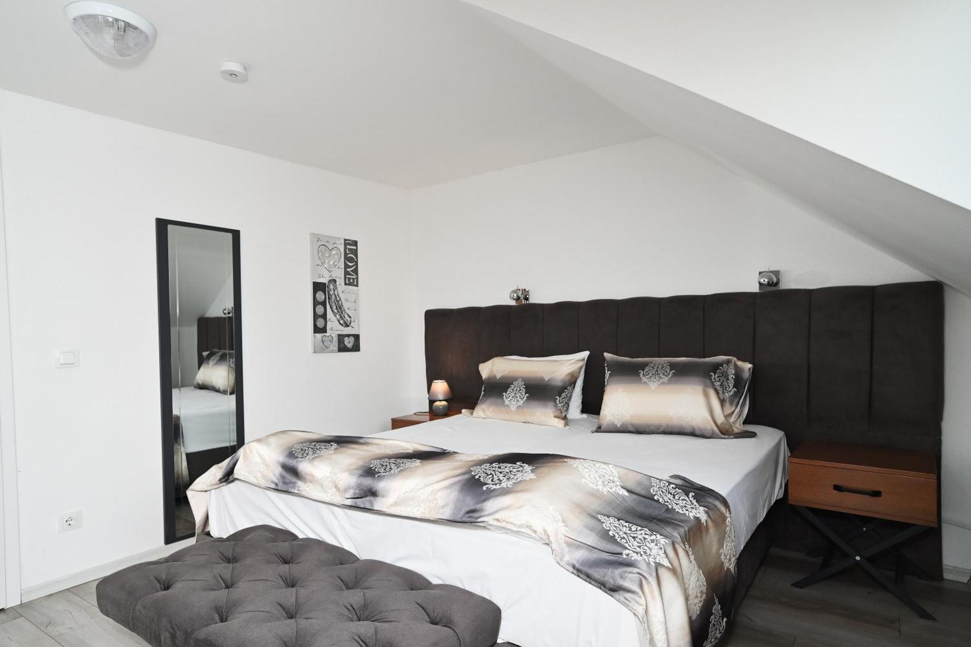 Ferienwohnung&Aparts By Kispet Group Hotels In Oberhausen Oberhausen  Luaran gambar