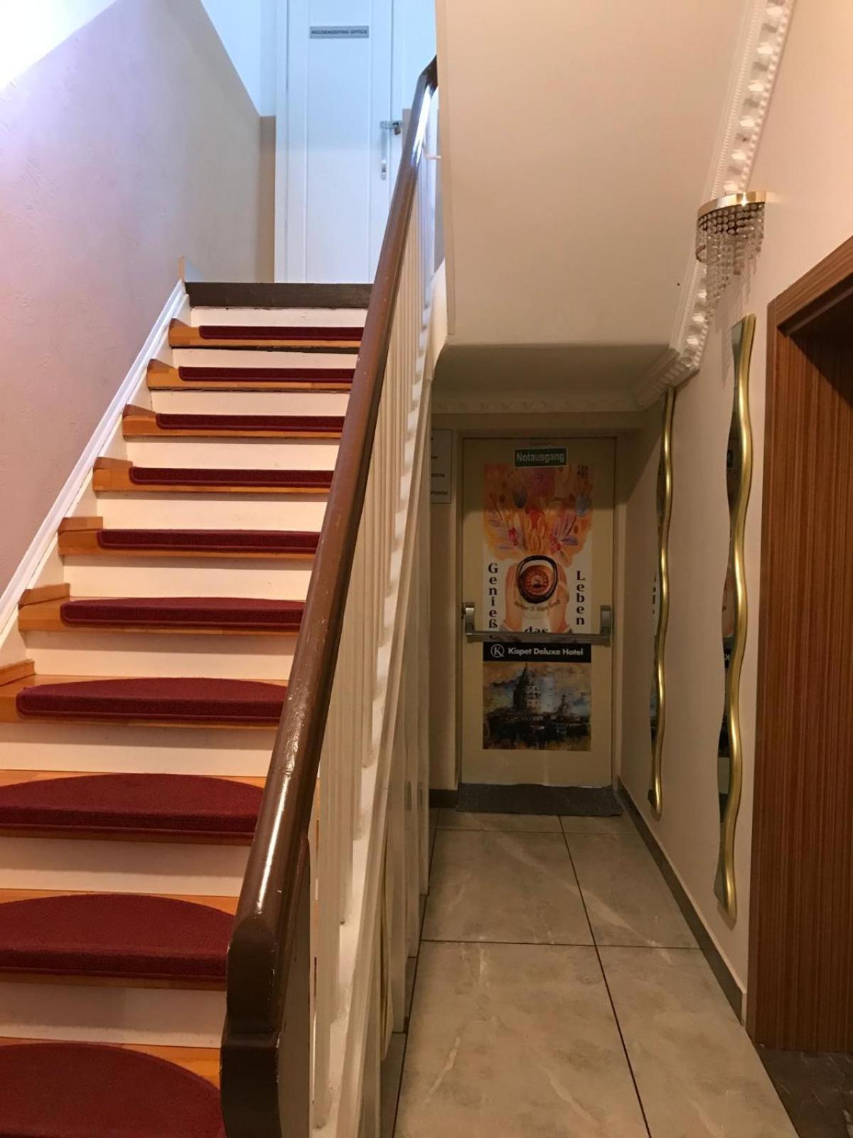Ferienwohnung&Aparts By Kispet Group Hotels In Oberhausen Oberhausen  Luaran gambar